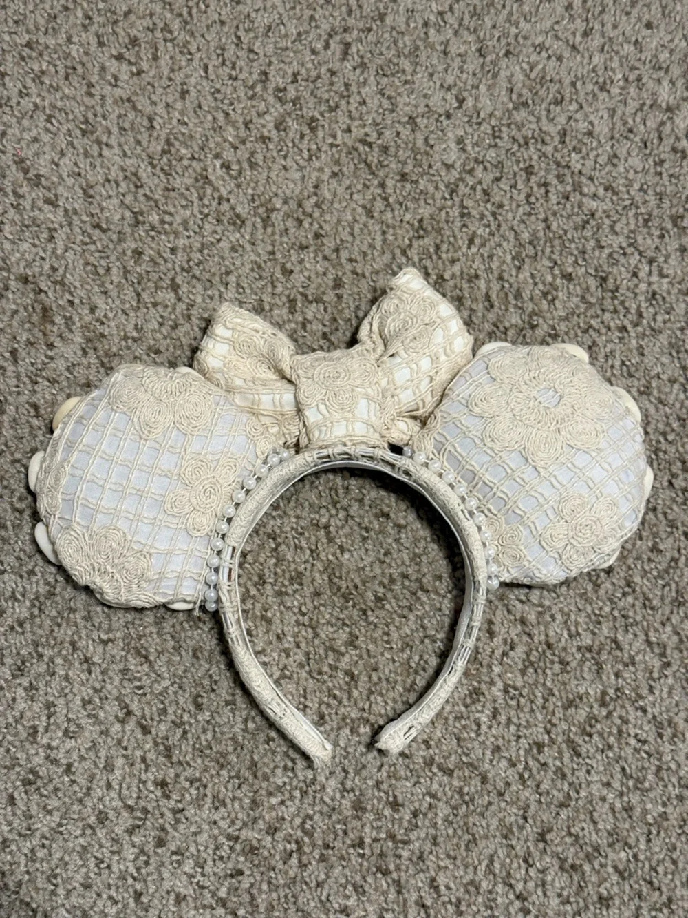 Disney Minnie Seashell Crocheted Ear Headband